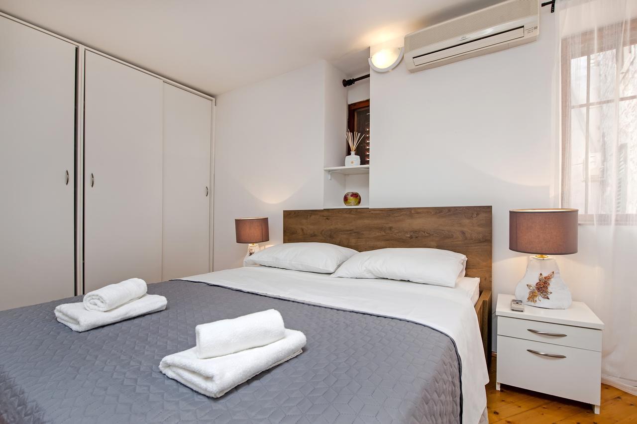 Apartment Marconi Rovinj Exterior foto