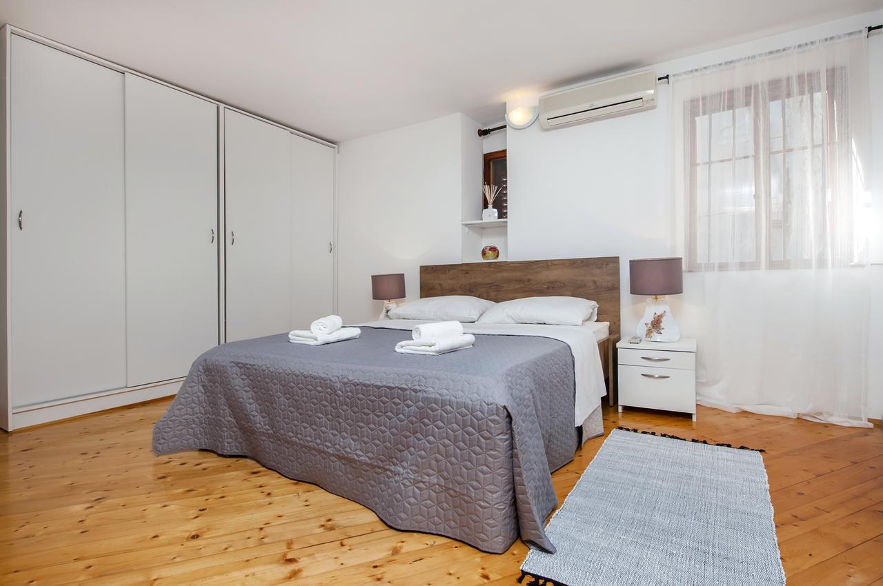 Apartment Marconi Rovinj Exterior foto